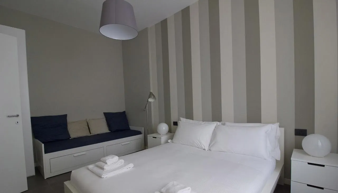 Italianway-Magenta 32 Trilocale Apartment Milan